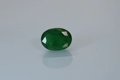 Emerald Stone (Panna Stone) Brazil - 8.40 Ratti