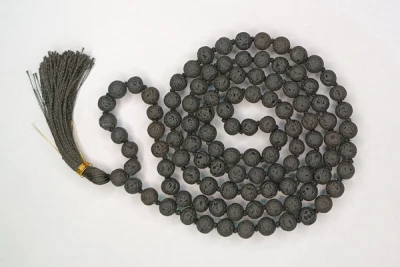 लावा बीड्स माला - Lava Beads Mala (लैब सर्टिफिकेट के साथ)