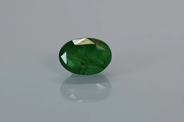 Emerald Stone (Panna Stone) Brazil - 2.73 Ratti