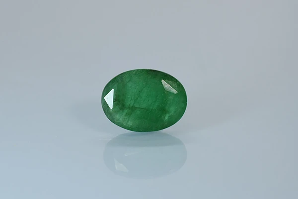 Emerald Stone (Panna Stone) Brazil - 2.90 Ratti
