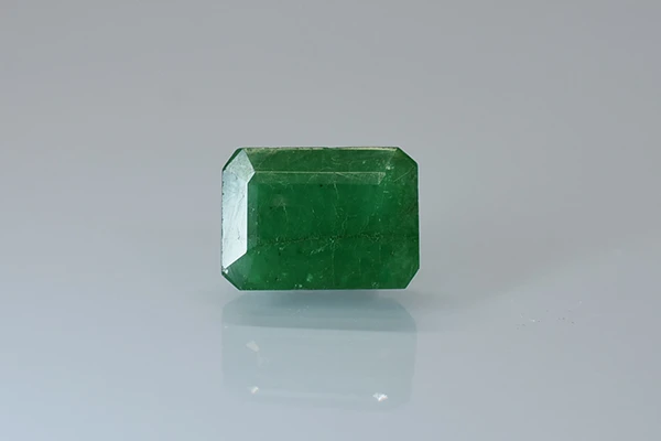 Emerald Stone (Panna Stone) Brazil - 3.21 Ratti