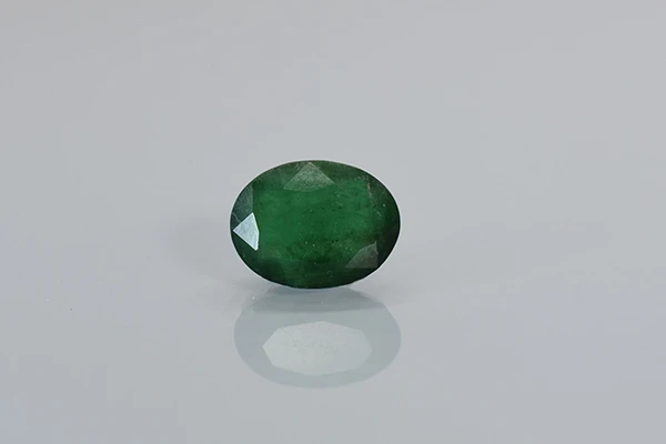 Emerald Stone (Panna Stone) Brazil - 3.82 Ratti