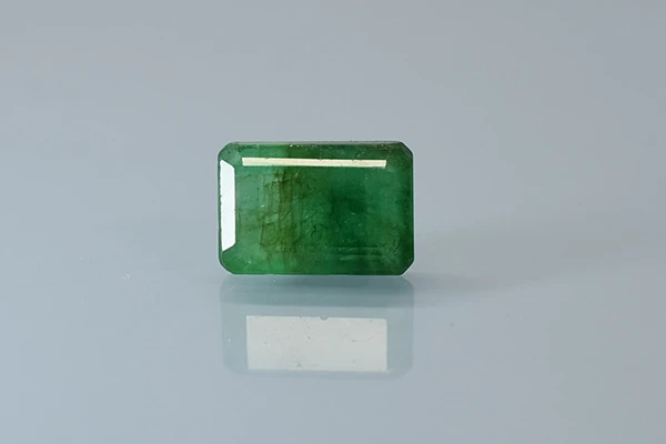 Emerald Stone (Panna Stone) Brazil - 4.00 Ratti