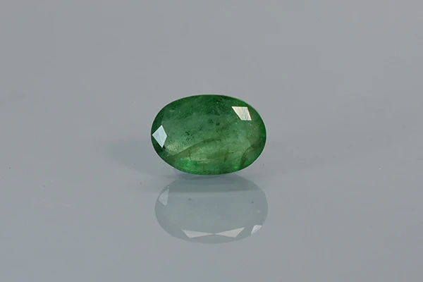 Emerald Stone (Panna Stone) Brazil - 6.81 Ratti