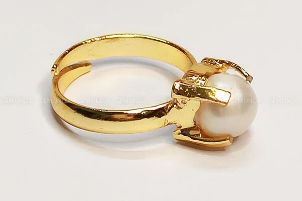 pearl stone ring