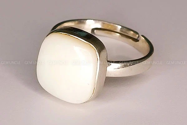 Opal Ratna Ring Silver