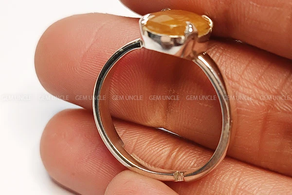 pukhraj ring