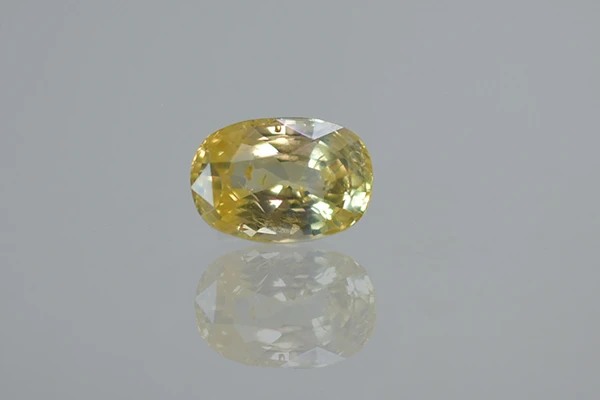 Yellow Sapphire Stone (Pukhraj Stone) Sri Lanka - 2.73 Ratti