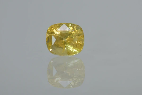 Yellow Sapphire Stone (Pukhraj Stone) Sri Lanka - 3.52 Ratti