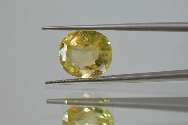 Yellow Sapphire Stone (Pukhraj Stone) Sri Lanka - 5.41 Ratti