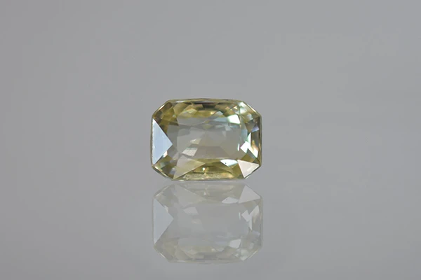Yellow Sapphire Stone (Pukhraj Stone) Sri Lanka - 7.60 Ratti